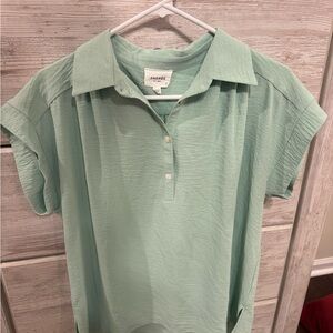 ANDREE BY UNIT Light Green Button Down Shirt